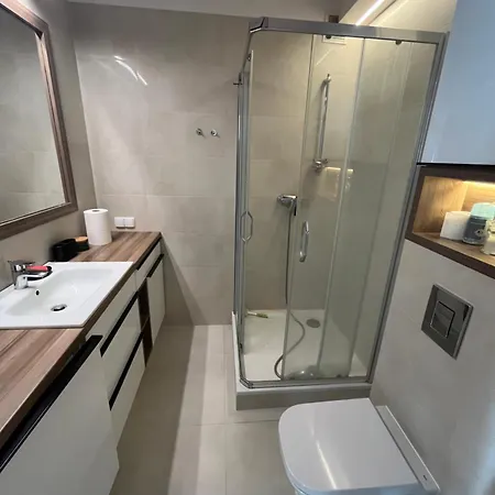 شقة Spacious Chmielna Park Oldtown *
